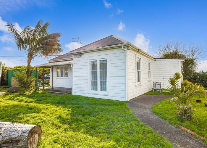  at Otara, Manukau City, Auckland