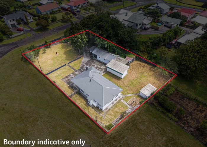  at 33 Burns Street, Tawhero, Whanganui, Manawatu / Whanganui