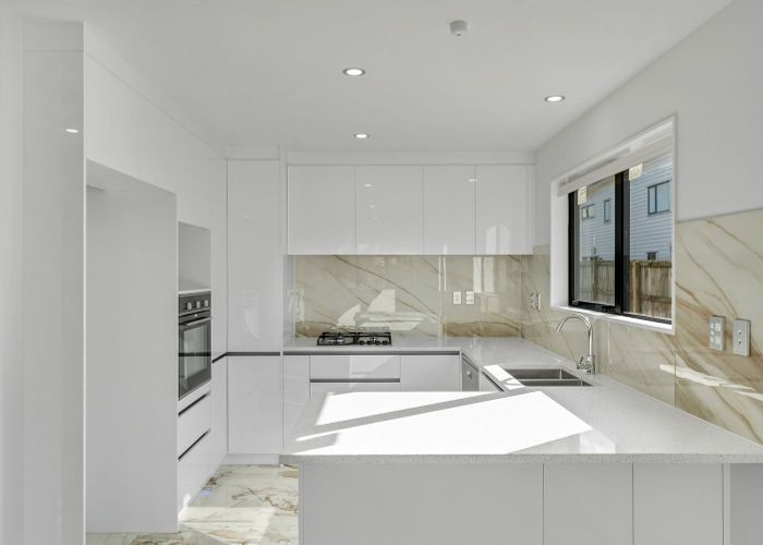  at 8 Hardie Street, Mangere East, Manukau City, Auckland