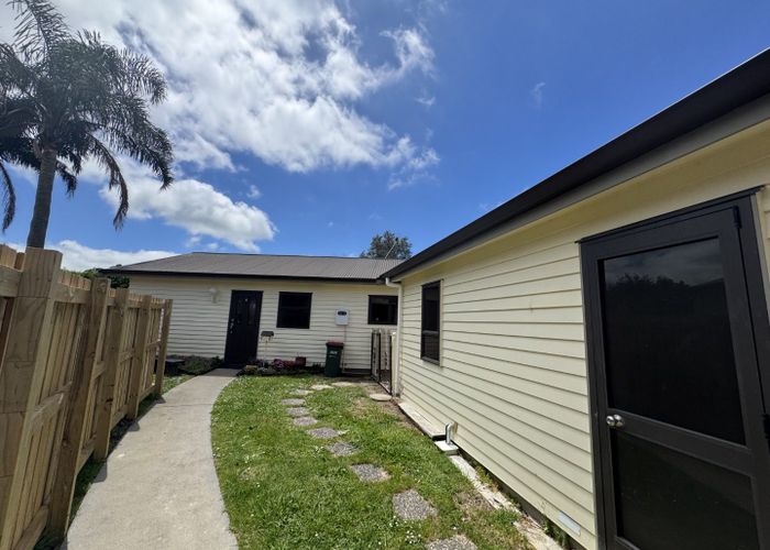  at 12 Lydiard Place, Chartwell, Hamilton