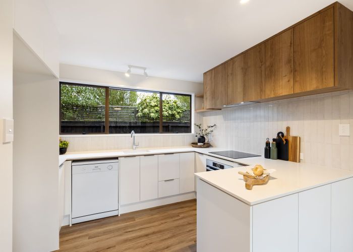  at 33 Erin Crescent, Mairehau, Christchurch City, Canterbury