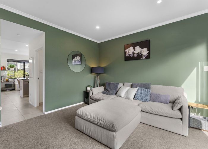  at 10 Malcolm Calder Road, Hobsonville, Waitakere City, Auckland