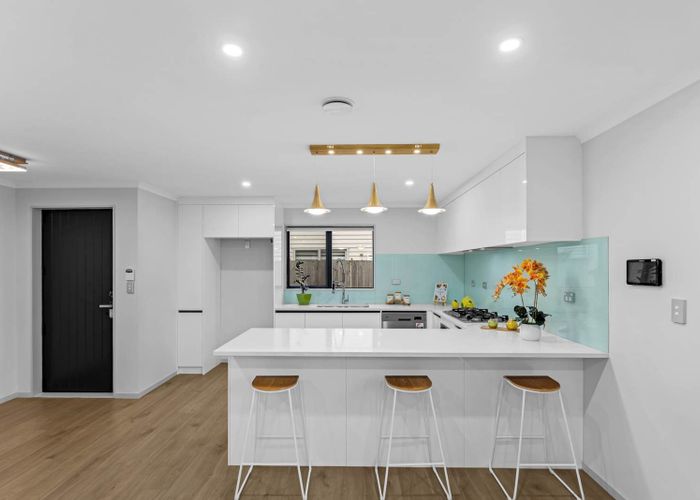  at 95B Raglan Street, Mangere East, Manukau City, Auckland