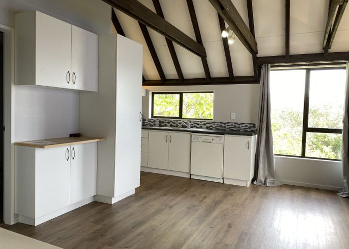  at 10 Frances Street, Waikanae Beach, Kapiti Coast, Wellington