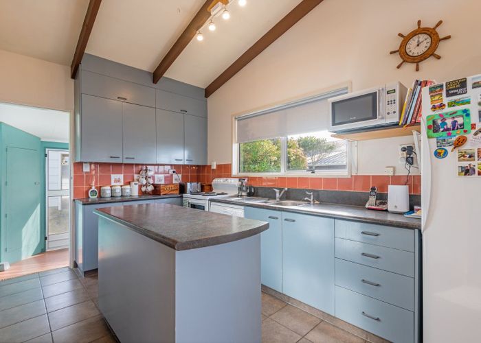  at 69 Akitio Esplanade, Akitio, Pongaroa