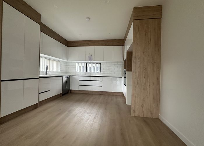  at 2 Keel Street, Long Bay, North Shore City, Auckland