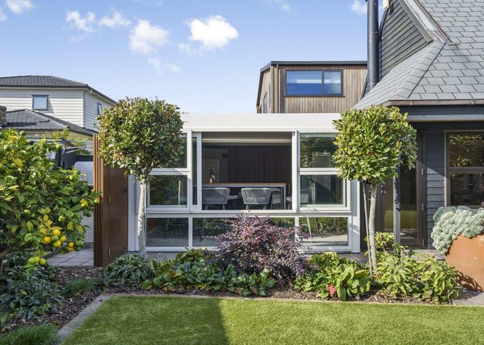 For sale 81 Queens Grove, Lower Hutt, Lower Hutt, Wellington homes
