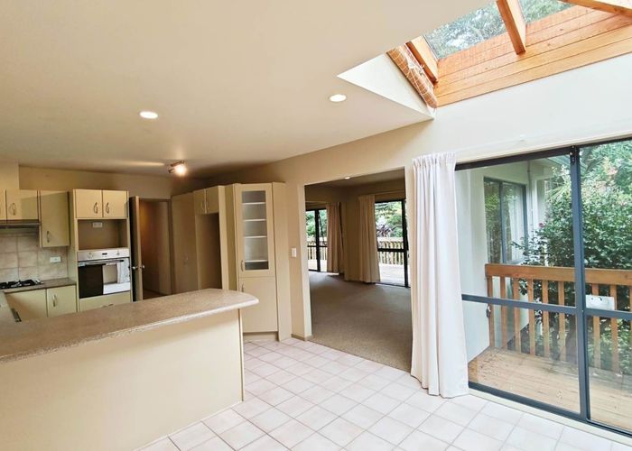  at 2/177 Mokoia Road, Birkenhead, North Shore City, Auckland