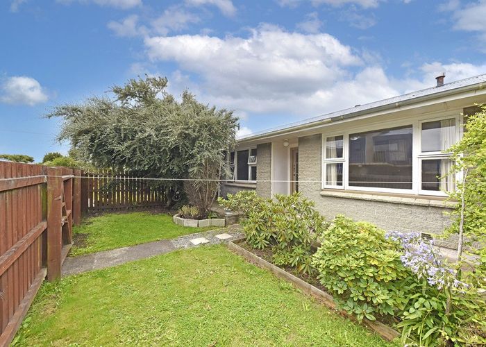  at 2/124 Huxley Street, Sydenham, Christchurch City, Canterbury