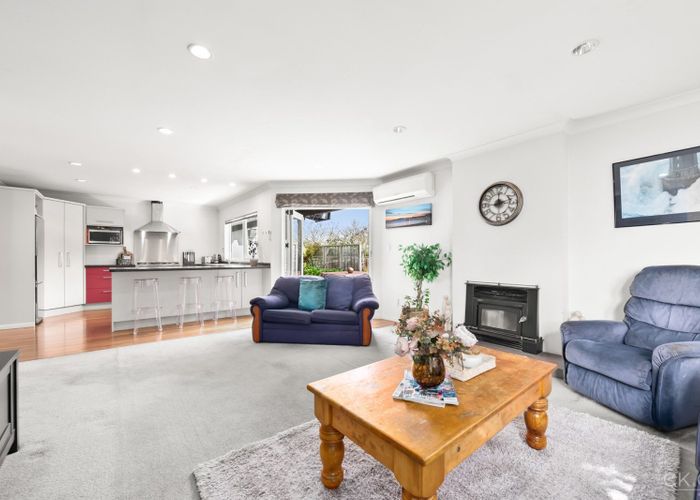  at 41 Arahiwi Grove, Tirohanga, Lower Hutt, Wellington