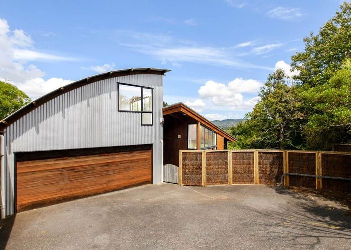  at 1/180 Glengarry Road, Glen Eden, Auckland
