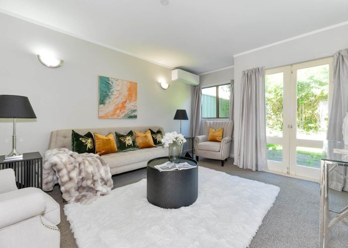  at 2/180 Green Lane West, Greenlane, Auckland