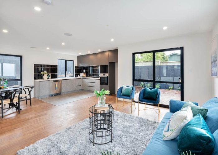  at 43F Bodi Place, Te Atatu South, Waitakere City, Auckland