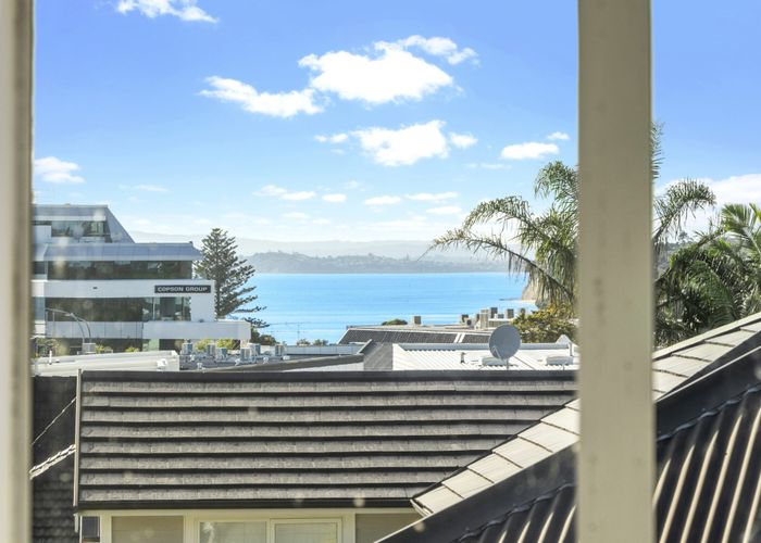  at 1/12 Killarney Street, Takapuna, Auckland