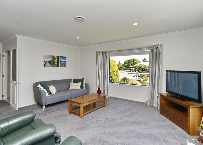  at 20 Innisfree Place, Northwood, Christchurch