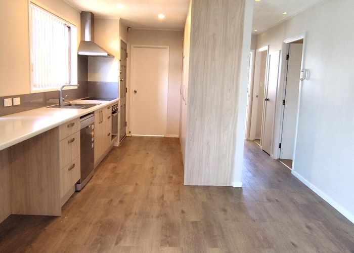  at 1/9 Charntay Avenue, Clover Park, Auckland