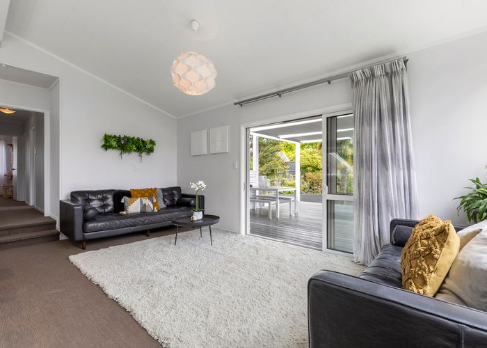  at 22 Ashcroft Avenue, Mangere Bridge, Auckland