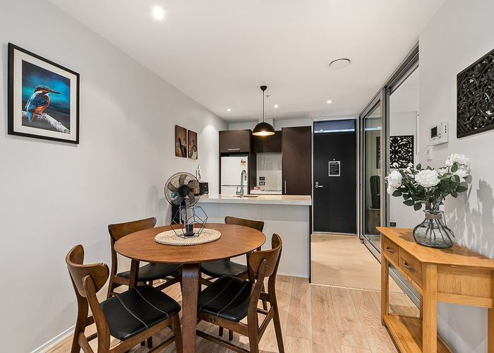  at 306/5 Howe Street, Auckland Central, Auckland