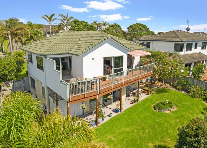  at 20 Rivervale Grove, Stanmore Bay, Whangaparaoa