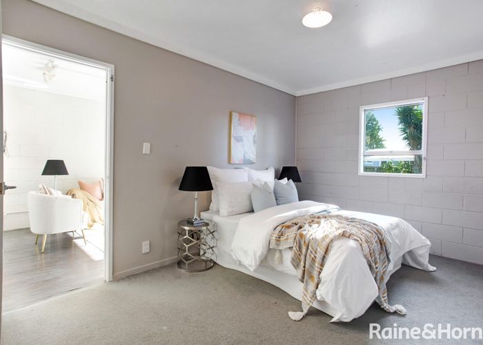  at 2/90 Rosier Road, Glen Eden, Waitakere City, Auckland