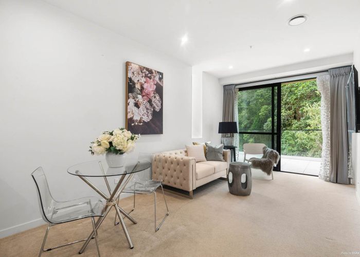  at 413/14 Edgerley Avenue, Newmarket, Auckland