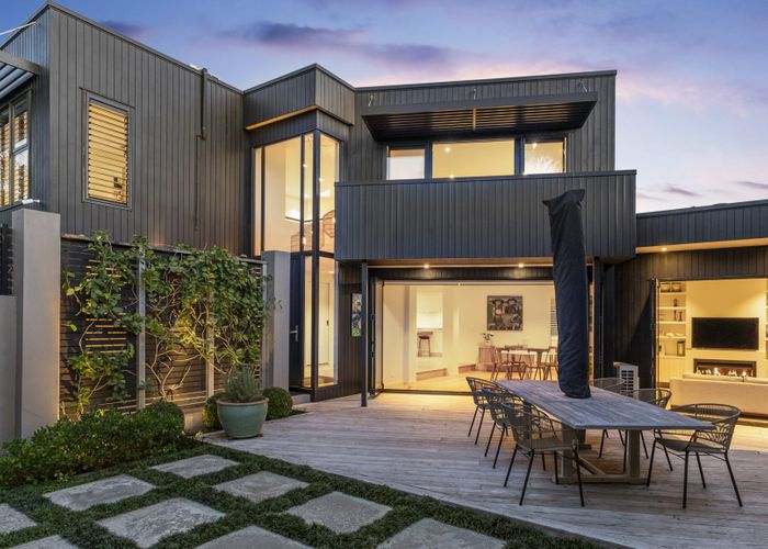  at 1/142 Upland Road, Remuera, Auckland