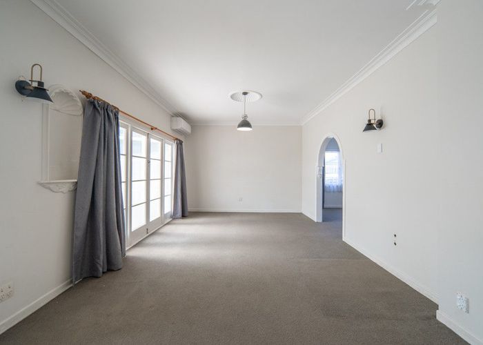  at 1/19 Galloway Street, Hamilton East, Hamilton