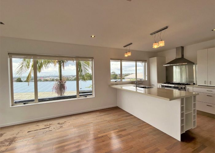  at 1A Sycamore Drive, Sunnynook, North Shore City, Auckland