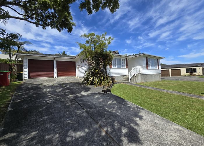 at 14 Yarrow Place, Papakowhai, Porirua, Wellington