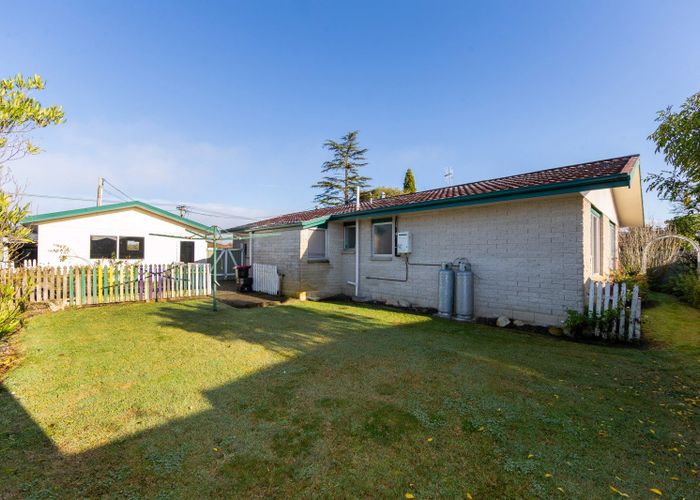  at 427 Southland Place, Raureka, Hastings, Hawke's Bay