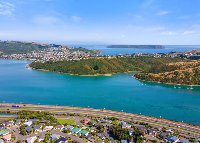  at 46 Eskdale Road, Papakowhai, Porirua