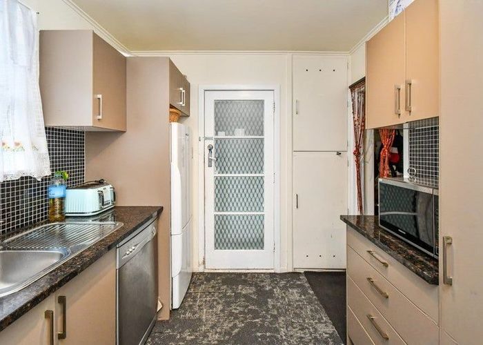  at 10 Capstick Road, Otara, Auckland
