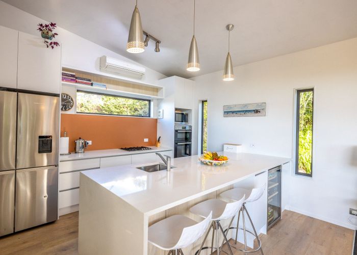  at 385 Sea View Road, Onetangi, Waiheke Island