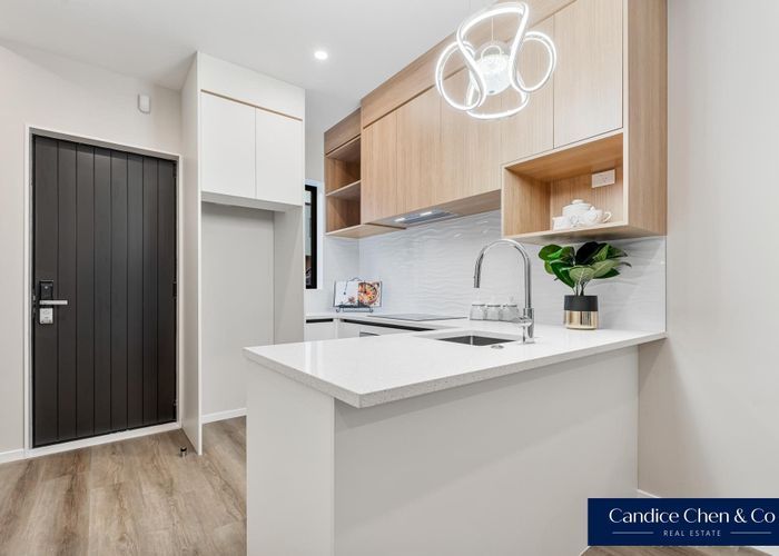  at 19 Don Oliver Lane, Glen Eden, Waitakere City, Auckland