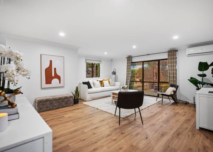  at 90C Colwill Road, Massey, Auckland