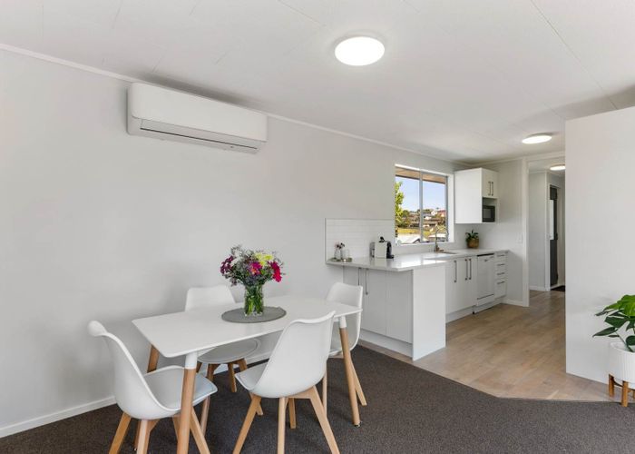  at 2/63 Rosier Road, Glen Eden, Auckland