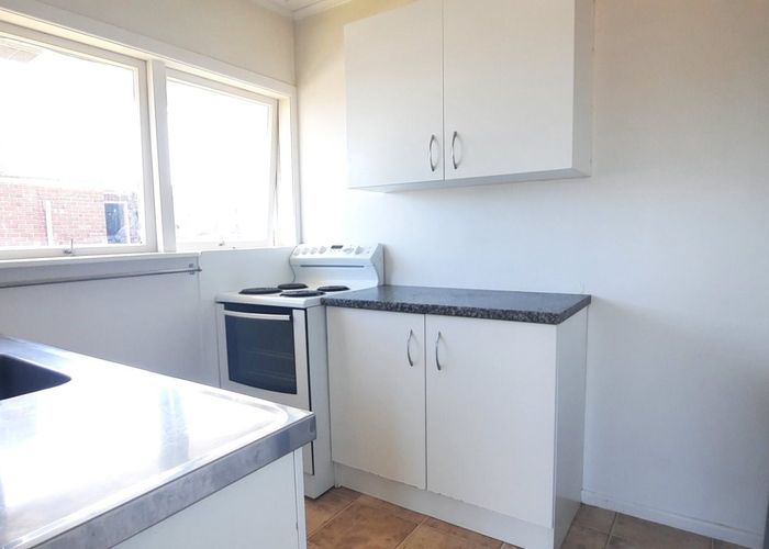  at 2/21 Richardson Road, Mount Albert, Auckland City, Auckland