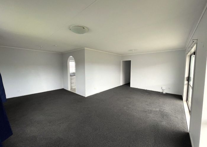  at 76 Shifnal Drive, Randwick Park, Manukau City, Auckland