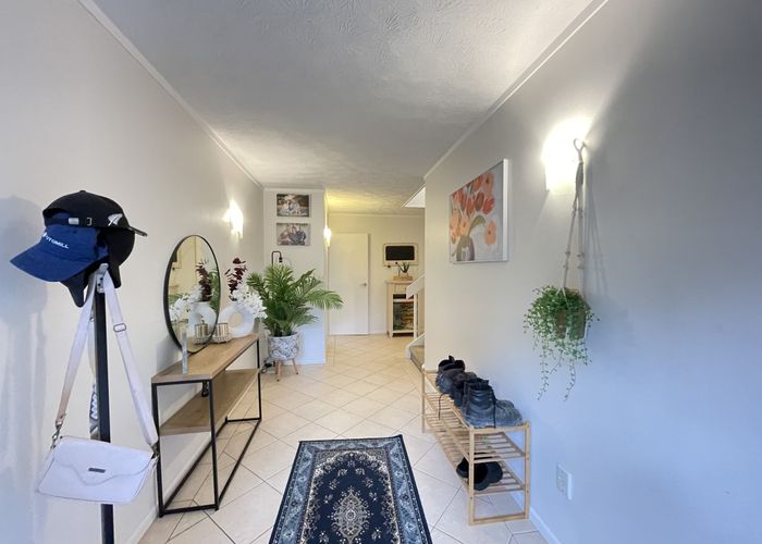  at 947 East Coast Road, Torbay, North Shore City, Auckland