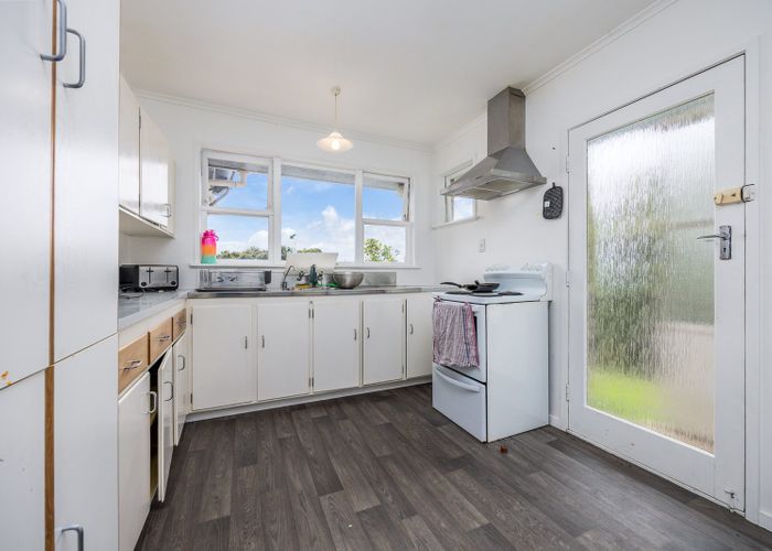  at 453 Scenic Drive, Waiatarua, Waitakere City, Auckland