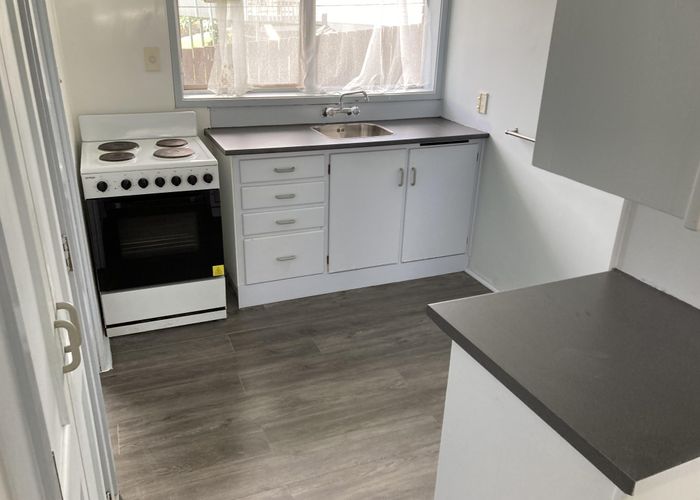  at 2/1 Leigh Terrace, Bayview, North Shore City, Auckland
