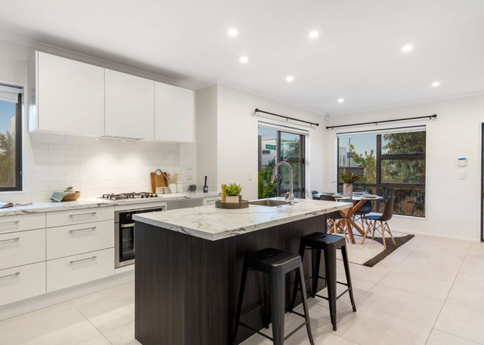  at 1 Pepene Avenue, Takanini, Auckland