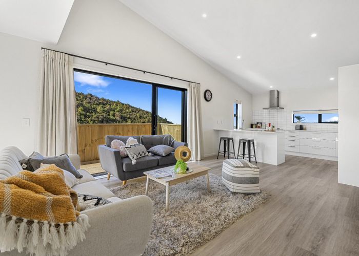  at 4/18A Cathie Place, Karori, Wellington