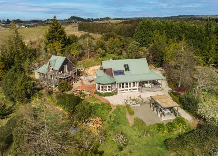  at 203 Westdale Road, Redwood Valley