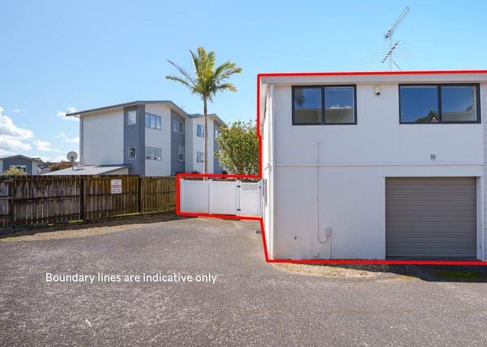  at 1/35 Fields Parade, Oteha, Auckland