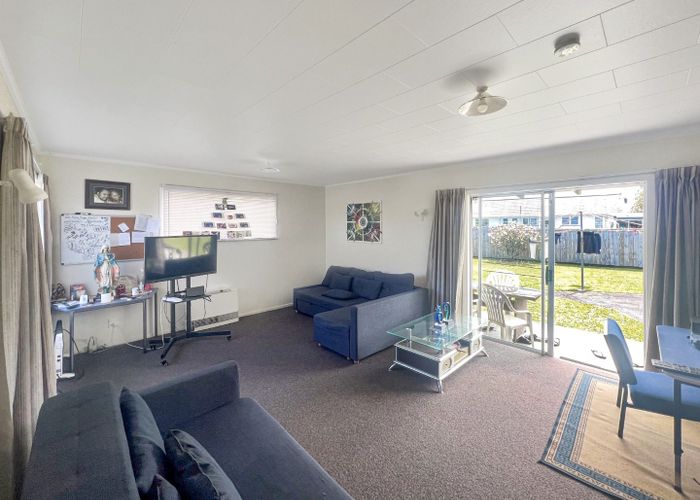  at 10 Lindsey Crescent, Springvale, Whanganui, Manawatu / Whanganui
