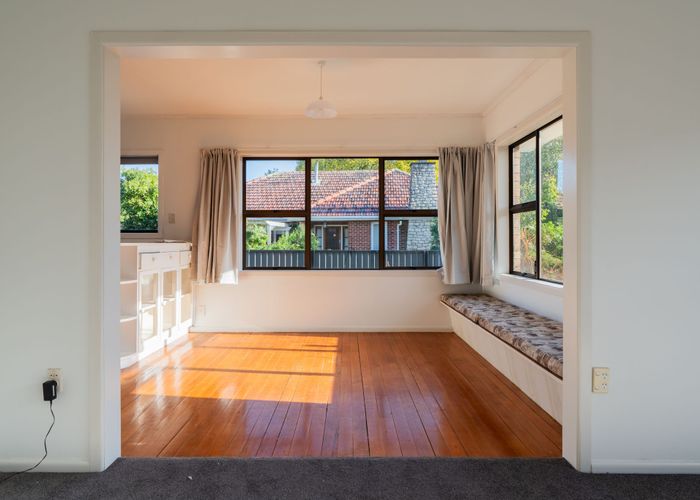  at 5 Heath Street, St Andrews, Hamilton