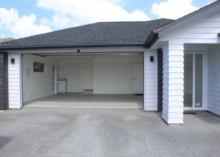 at 21 Eastview Crescent, Stanmore Bay, Whangaparaoa