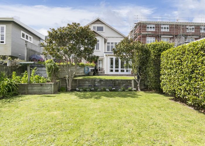  at 1 Duke Street, Mount Victoria, Wellington