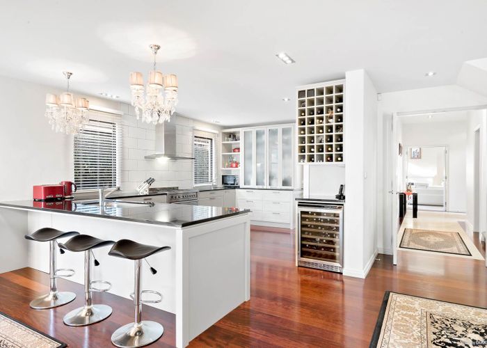  at 37 Dudley Road, Mission Bay, Auckland